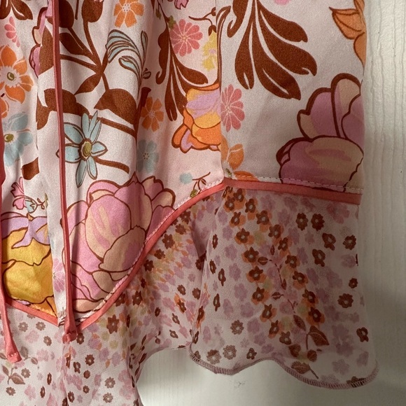 Victoria’s Secret Pink Romper - Size XS - Boho Chic - Perfect Valentine’s Gift 🩷 - Picture 6 of 8